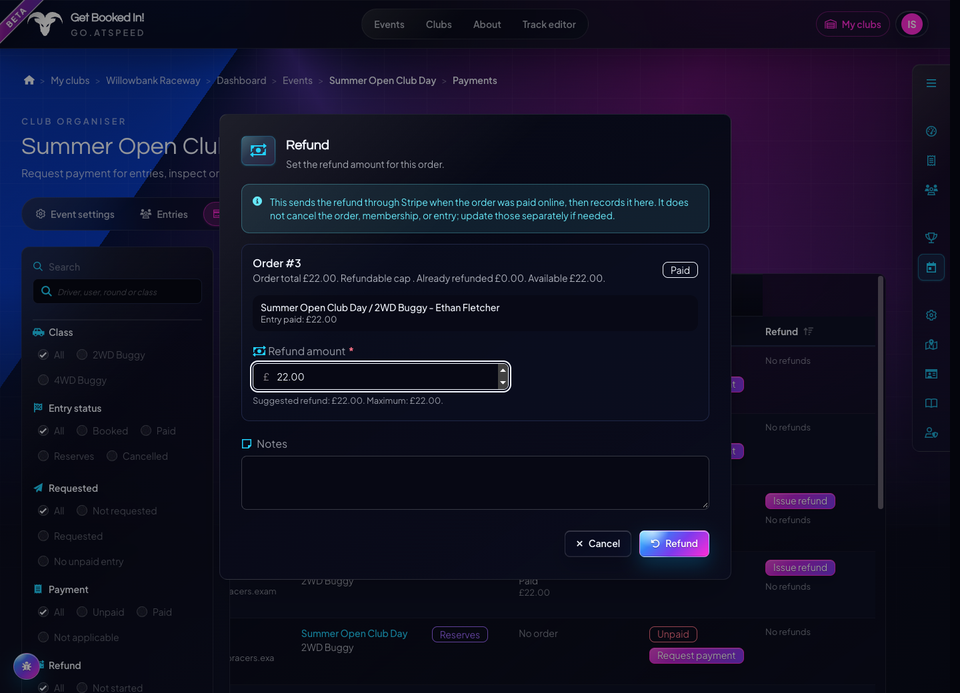 Refund review for a fictional paid order showing the order total, available refund, amount field and confirmation button.
